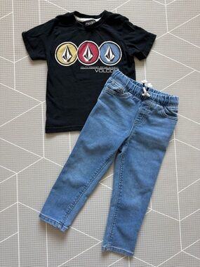 Volcom|Baby boy/toddler set,Blue Pull-On stretchy Jeans & black graphic tee•3T,